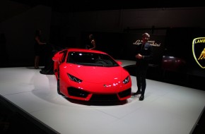 2016 Lamborghini Huracan LP 580-2 Reveal