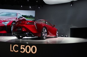 2017 Lexus LC 500 Reveal