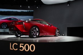 2017 Lexus LC 500 Reveal
