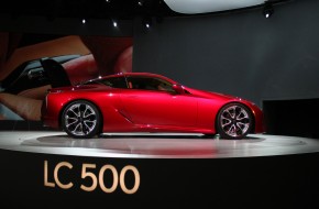 2017 Lexus LC 500 Reveal