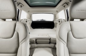 2017 Volvo V90 Studio Folding Rear seats