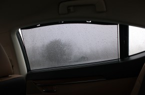 2016 Lexus ES 300h Review