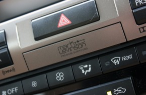 2016 Lexus ES 300h Review