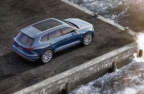 2017 Volkswagen T-Prime Concept GTE