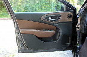 2016 Chrsyler 200C Review