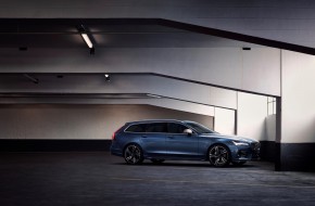 2017 Volvo V90 R Design