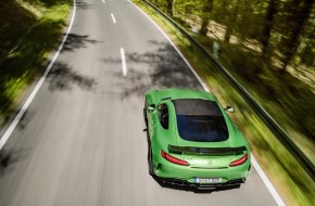 2017 Mercedes-AMG GT R