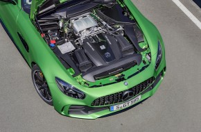 2017 Mercedes-AMG GT R