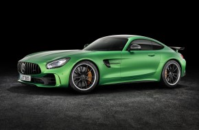 2017 Mercedes-AMG GT R