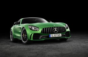 2017 Mercedes-AMG GT R
