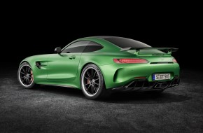 2017 Mercedes-AMG GT R