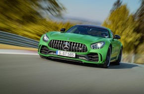2017 Mercedes-AMG GT R