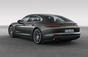 2017 Porsche Panamera