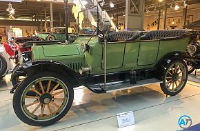 AutoTalk Visits Autoworld Brussels Complete Virtual Tour