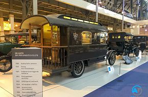 AutoTalk Visits Autoworld Brussels Complete Virtual Tour