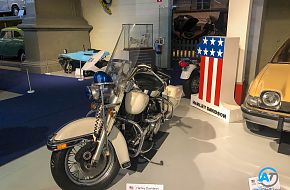 AutoTalk Visits Autoworld Brussels Complete Virtual Tour