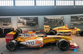 AutoTalk Visits Autoworld Brussels Complete Virtual Tour