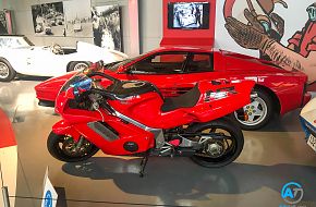 AutoTalk Visits Autoworld Brussels Complete Virtual Tour