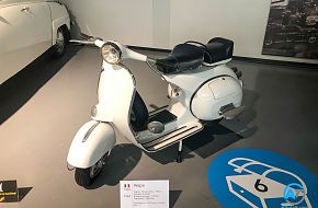 AutoTalk Visits Autoworld Brussels Complete Virtual Tour