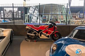 AutoTalk Visits Autoworld Brussels Complete Virtual Tour