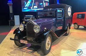 AutoTalk Visits Autoworld Brussels Complete Virtual Tour