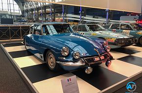 AutoTalk Visits Autoworld Brussels Complete Virtual Tour