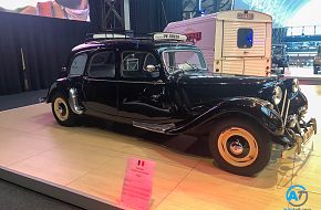 AutoTalk Visits Autoworld Brussels Complete Virtual Tour