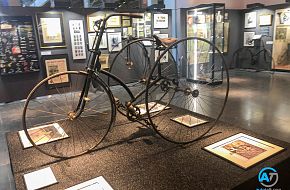 AutoTalk Visits Autoworld Brussels Complete Virtual Tour