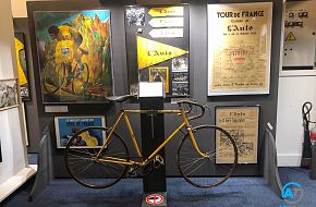 AutoTalk Visits Autoworld Brussels Complete Virtual Tour