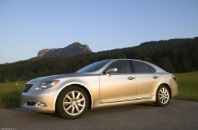2007 Lexus LS460