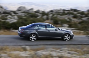 2007 Mercedes-Benz S-Class