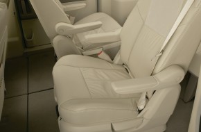 2008 Chrysler Town & Country