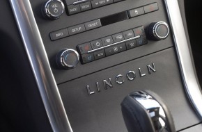 2009 Lincoln MKS