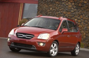 2007 Kia Rondo