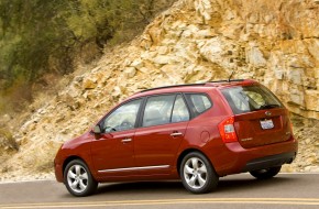 2007 Kia Rondo