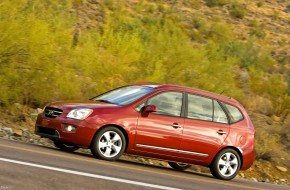 2007 Kia Rondo