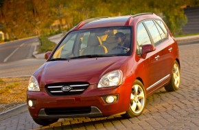 2007 Kia Rondo