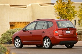 2007 Kia Rondo