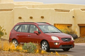 2007 Kia Rondo