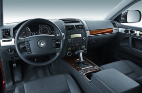 2008 Volkswagen Touareg 2
