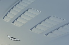 Aston Martin V12 Vantage RS