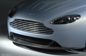 Aston Martin V12 Vantage RS