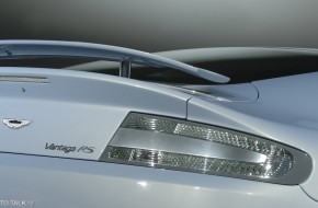 Aston Martin V12 Vantage RS