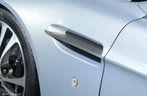 Aston Martin V12 Vantage RS