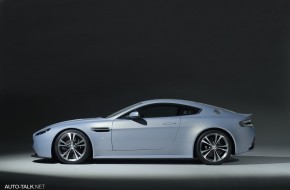 Aston Martin V12 Vantage RS