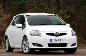 Toyota Auris SR180