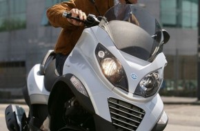 Piaggio MP3 400