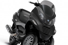 Piaggio MP3 400