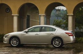 2009 Nissan Maxima