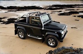 Land Rover Defender SVX